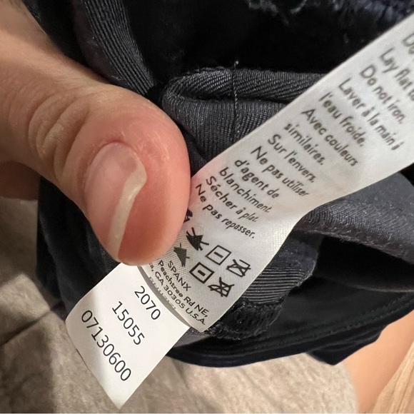 Spanx Velvet Legging Navy Blue - Picture 7 of 9